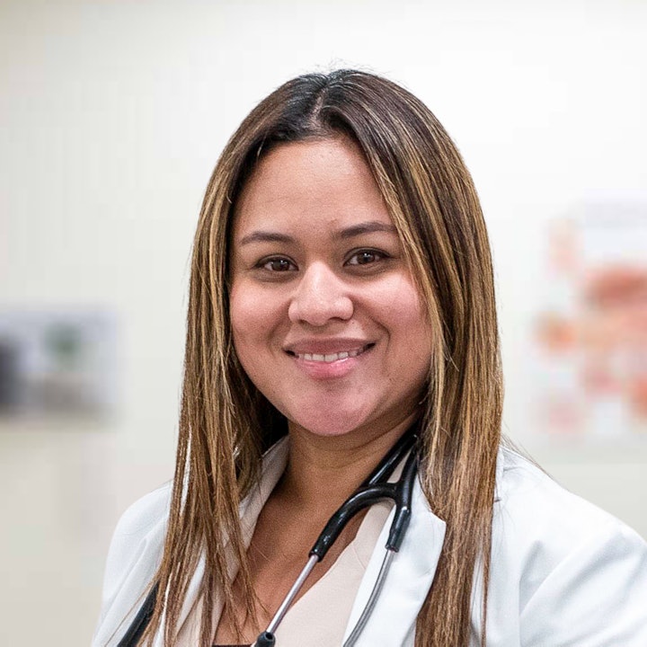 Physician Diana Velasquez, FNP