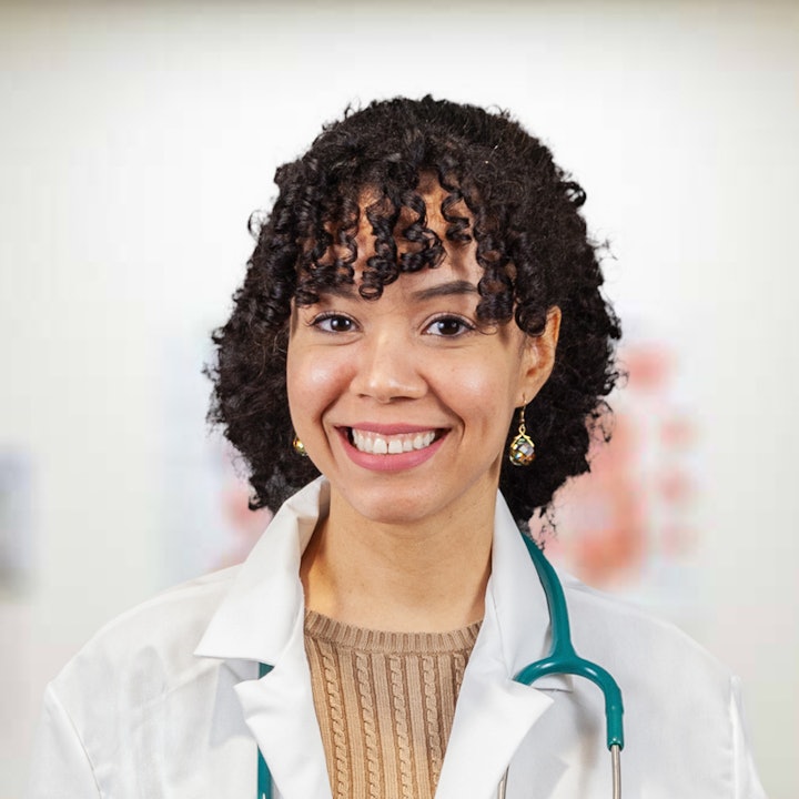 Physician Lunia Collado, MD