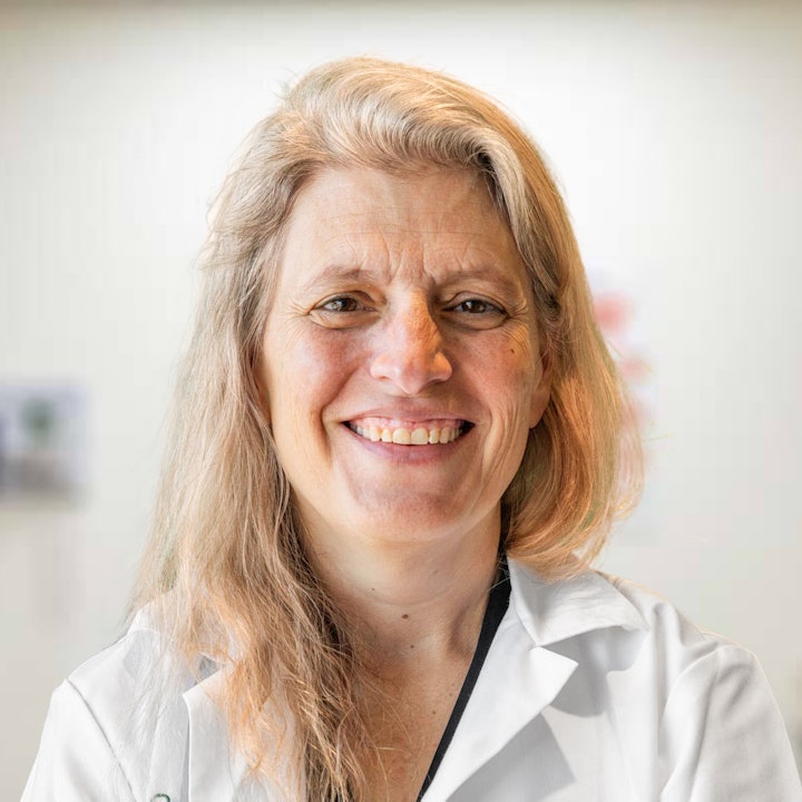 Physician Jennifer Ziouras, MD