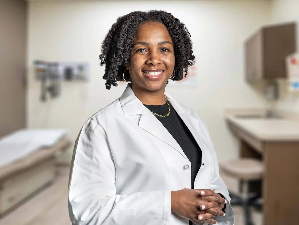 Courtney Lee, MD - Internist - Wyncote, PA | Oak Street Health